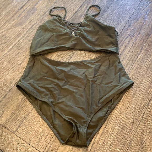 Cupshe Swim 57 Cupshe Swimsuit Poshmark